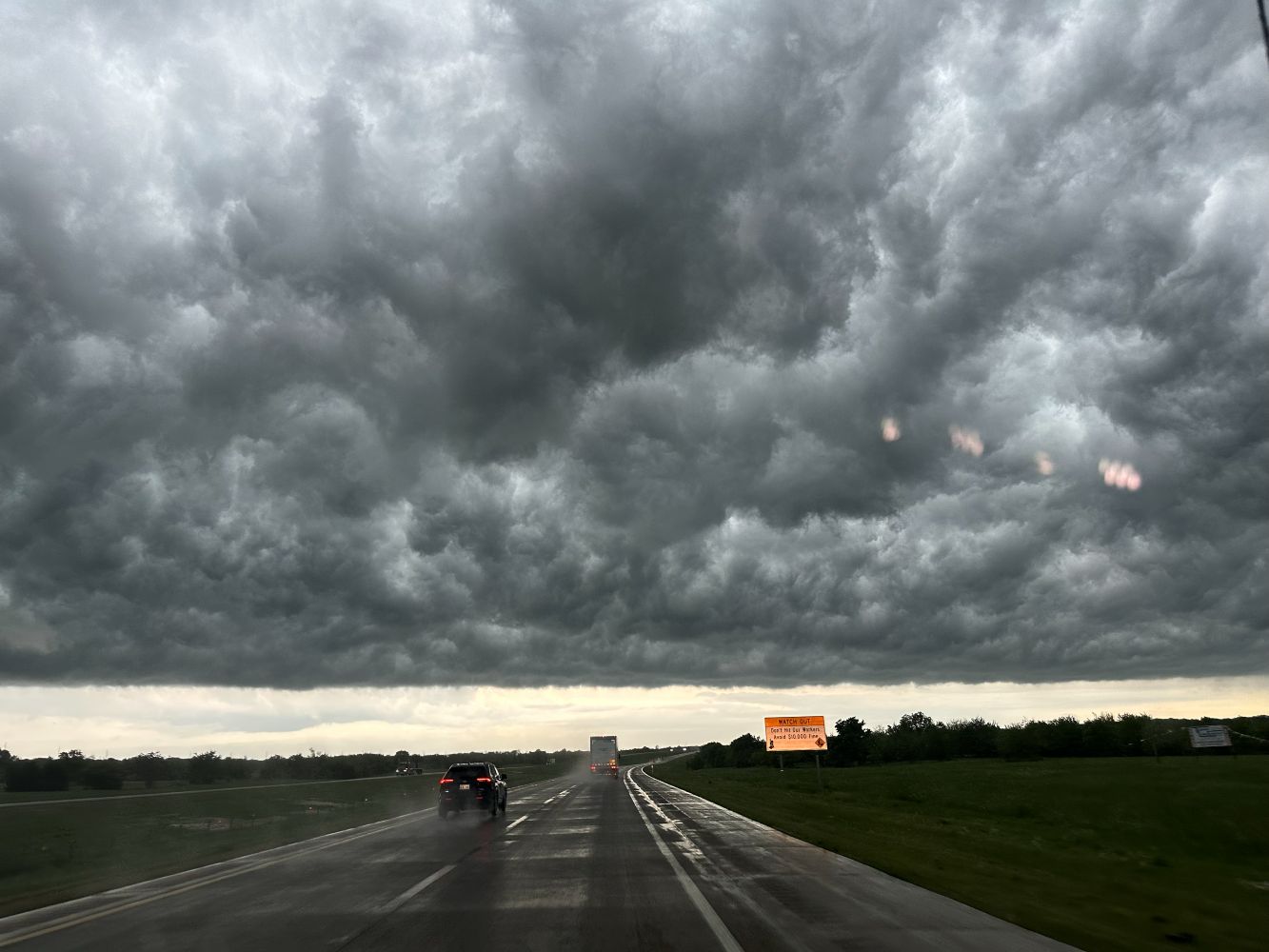 Shelf cloud — outflow-dominant, southern Oklahoma, April 15, 2026.