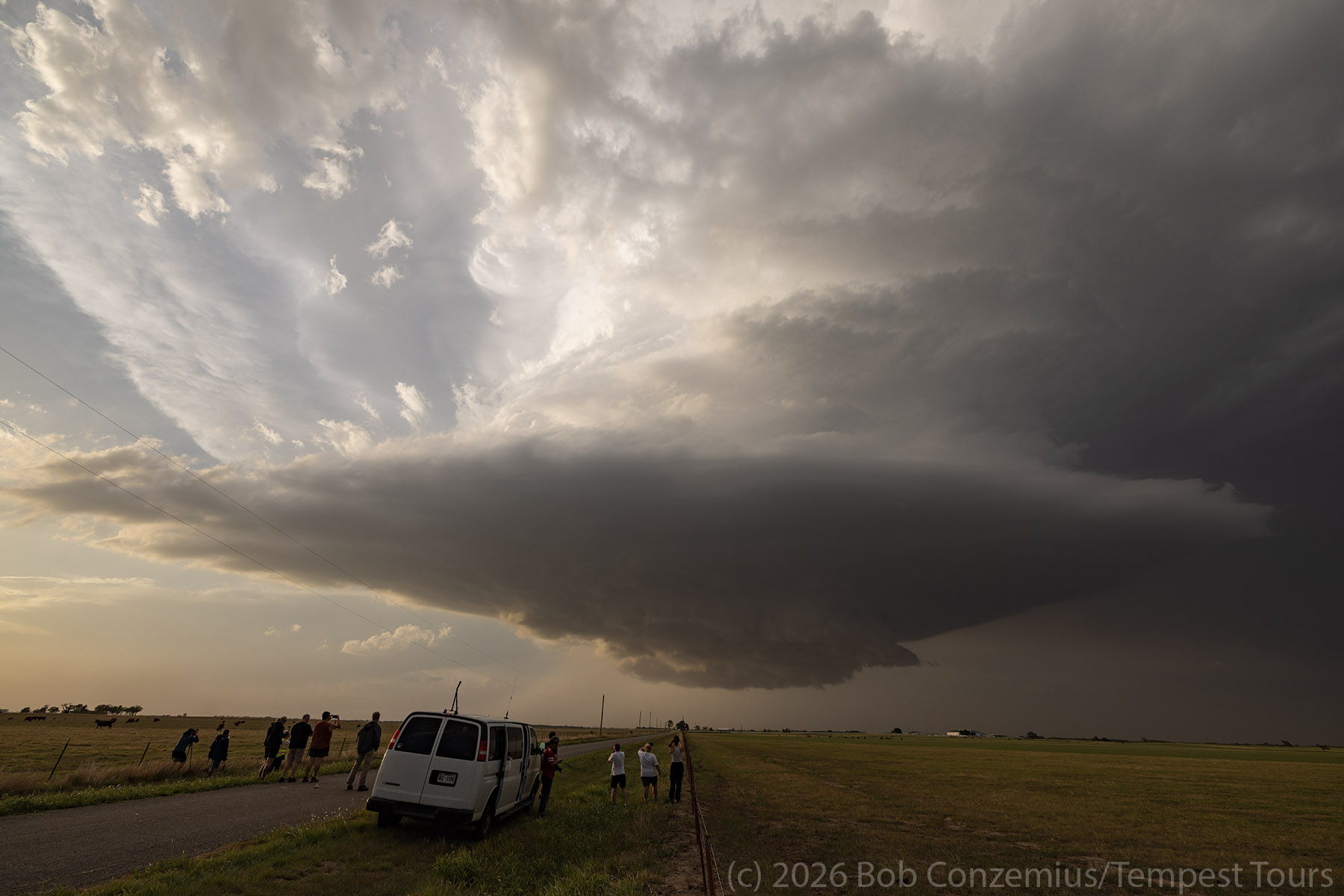 DESCRIBE THE PHOTO — storm type, location, date.